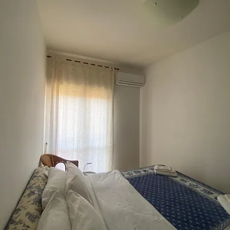 Dimoradora Apartment *