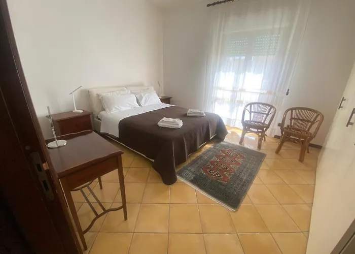 Apartment Dimoradora *