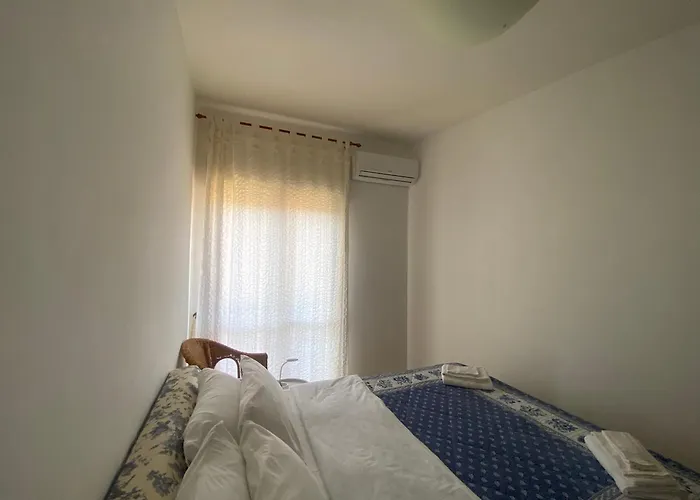 Dimoradora Apartment *